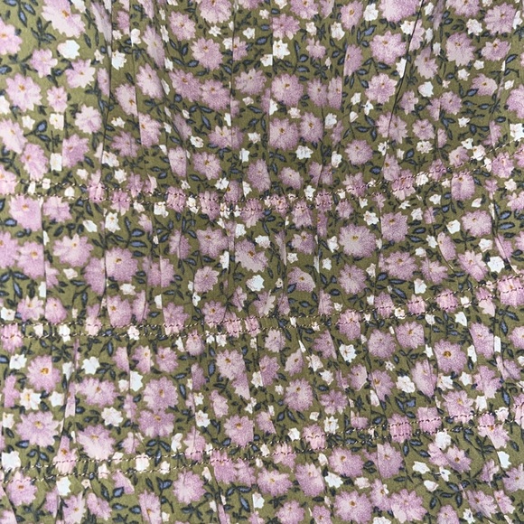 Lush Cropped Blouse - Picture 3 of 3